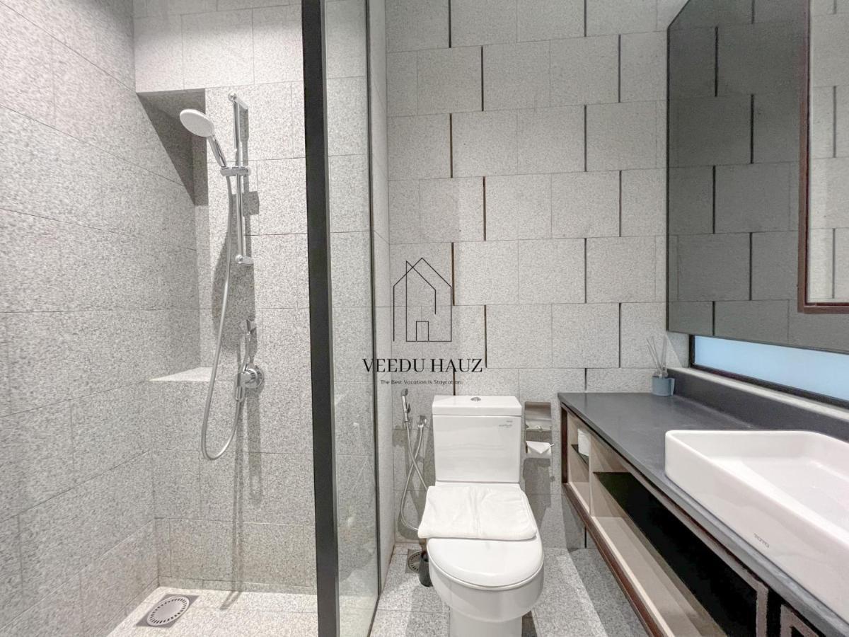 Scarletz Suites At Klcc By Veedu Hauz Kuala Lumpur Exteriör bild