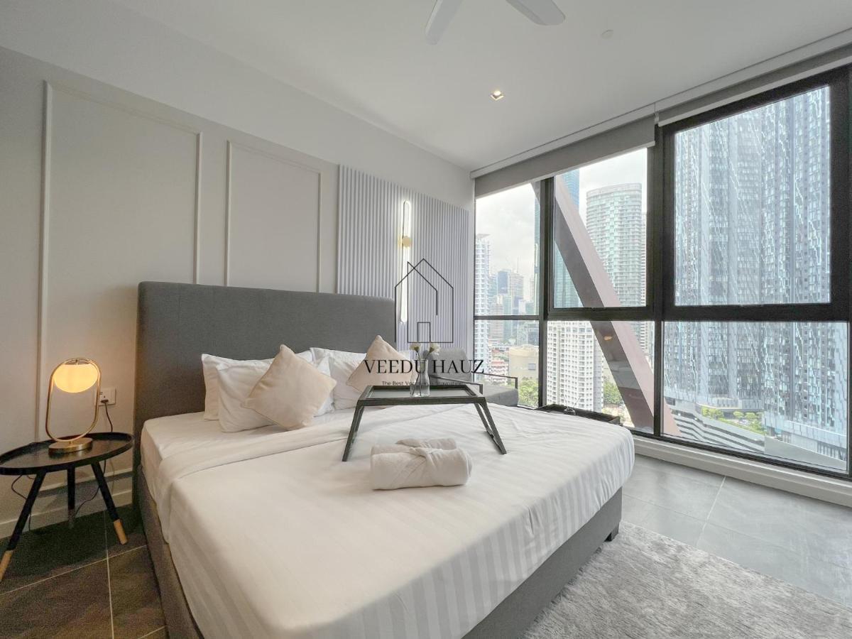Scarletz Suites At Klcc By Veedu Hauz Kuala Lumpur Exteriör bild