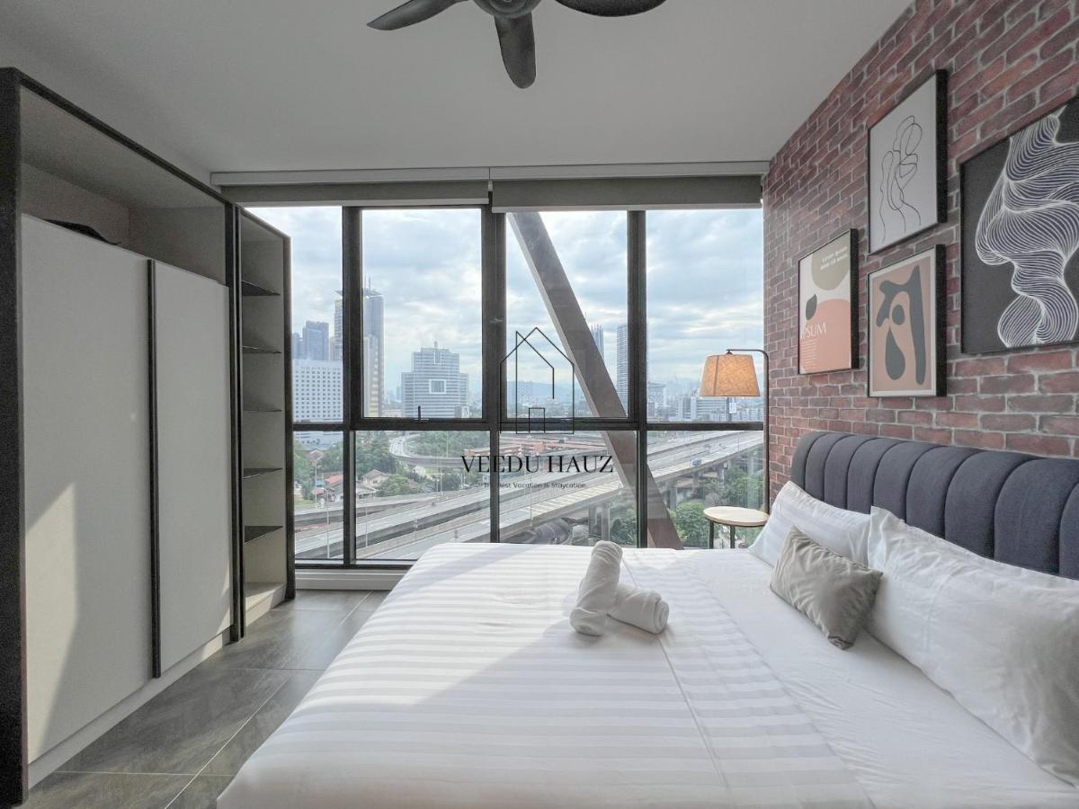 Scarletz Suites At Klcc By Veedu Hauz Kuala Lumpur Exteriör bild